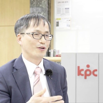 이정철 전문위원